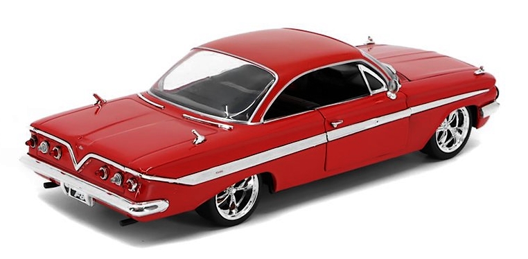 Chevrolet-impala-1961-z-filmu-fast-and-furious--8-1-24-jada-toys 2.jpg