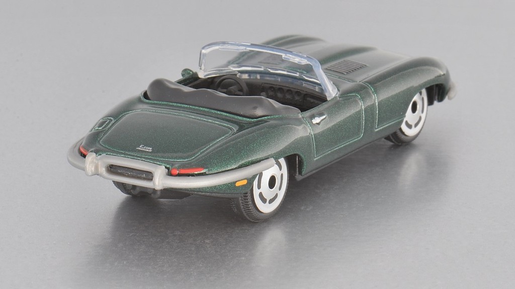 aDSC_7004_Jaguar E-type.jpg