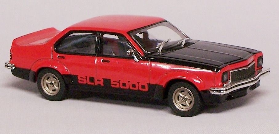 Holden LX Totana SL-R 5000 Trax 1B.jpg