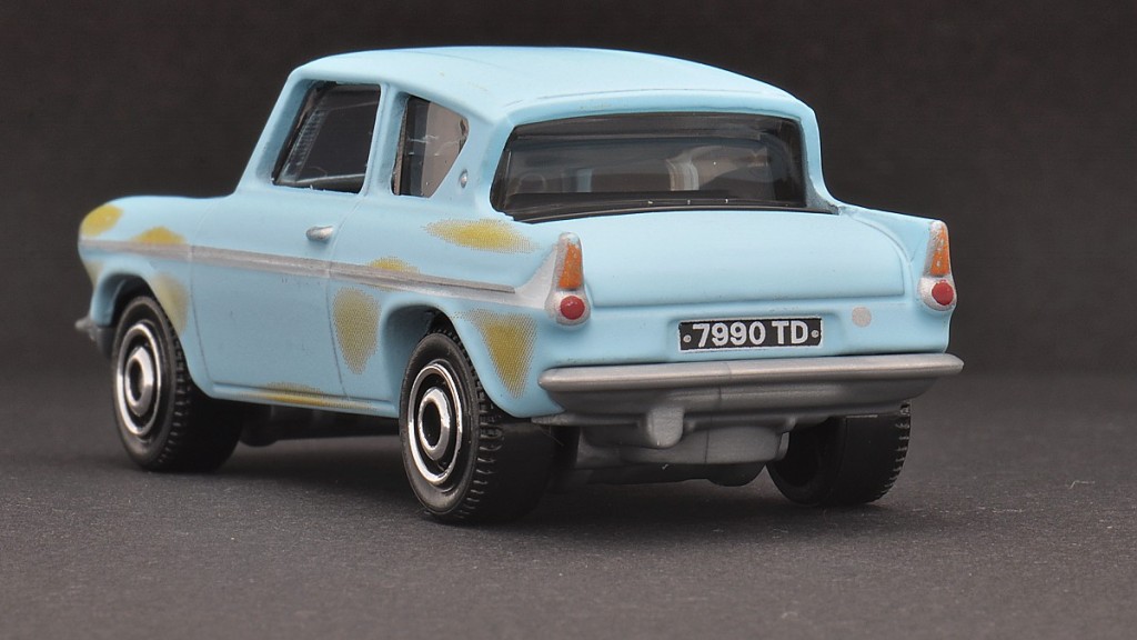 aDSC_8771_1962 Ford Anglia.jpg