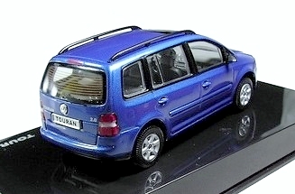 VW Touran I 2.jpg