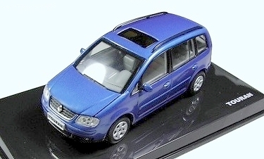 VW Touran I 1.jpg