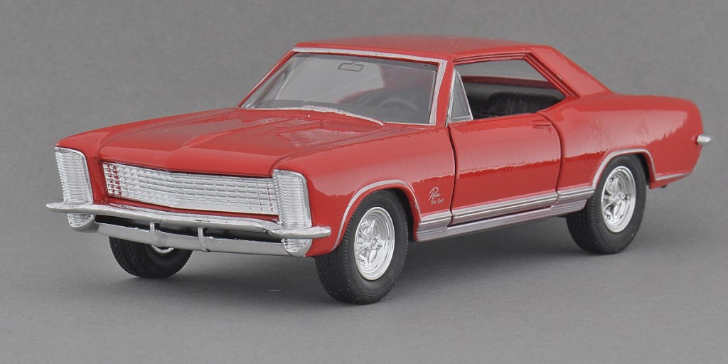 bDSC_3740_65 Buick Riviera Gran Sport.jpg