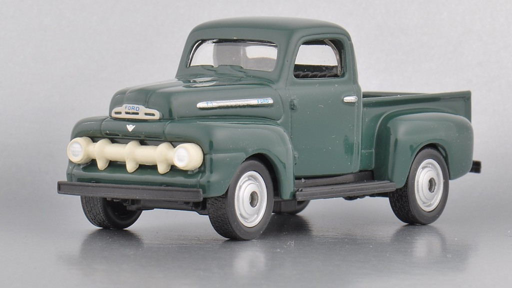 aDSC_4403_1951 Ford F1 Pick Up.jpg