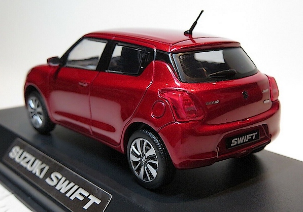 Suzuki Swift 2.gen 2.jpg