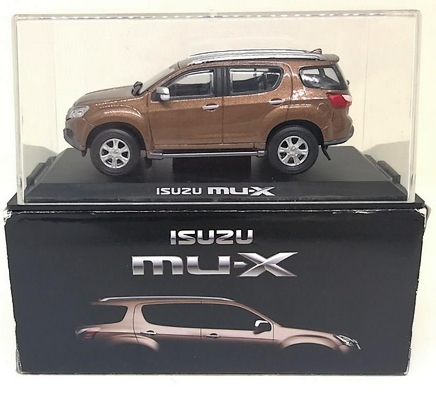 Isuzu MU-X 3.jpg