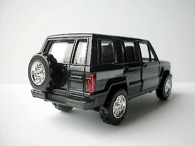 Isuzu Trooper 3.jpg