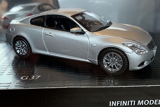 Infiniti G37 Coupé dealer.jpg