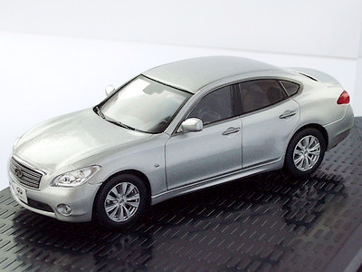 Infiniti M37 1.jpg