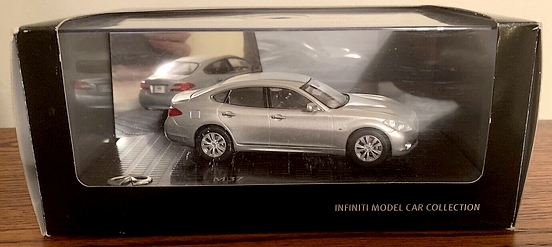 Infiniti M37 2A.jpg