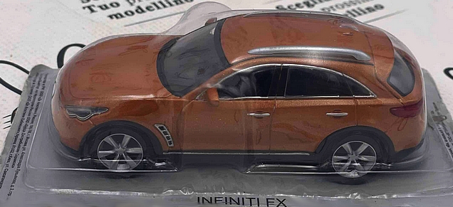 Infiniti FX 3.jpg