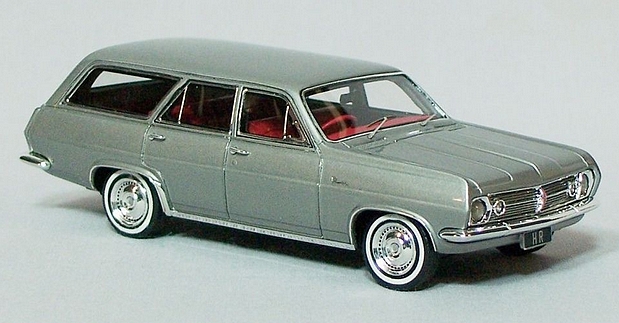 Holden HR Premier Special Wagon 1.jpg