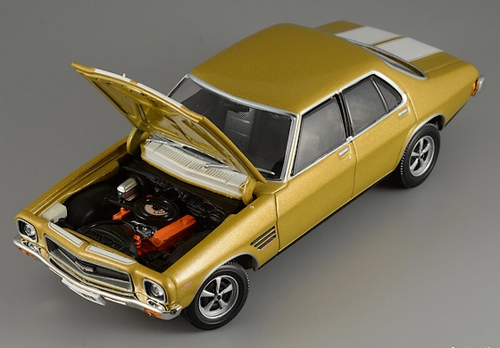 Holden HQ Monaro GTS Sedan Classic Corlectables 2A.jpg