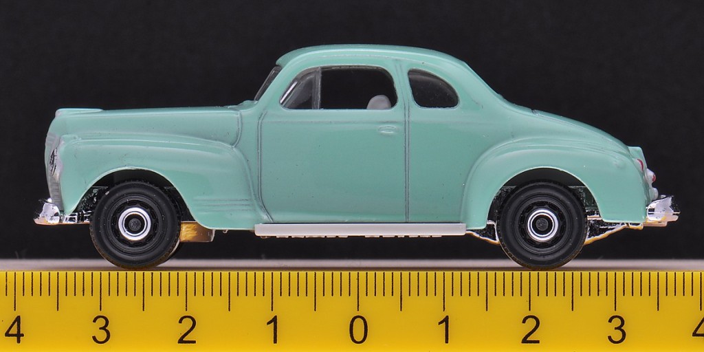 aDSC_5837_1941 Plymouth Coupe.jpg